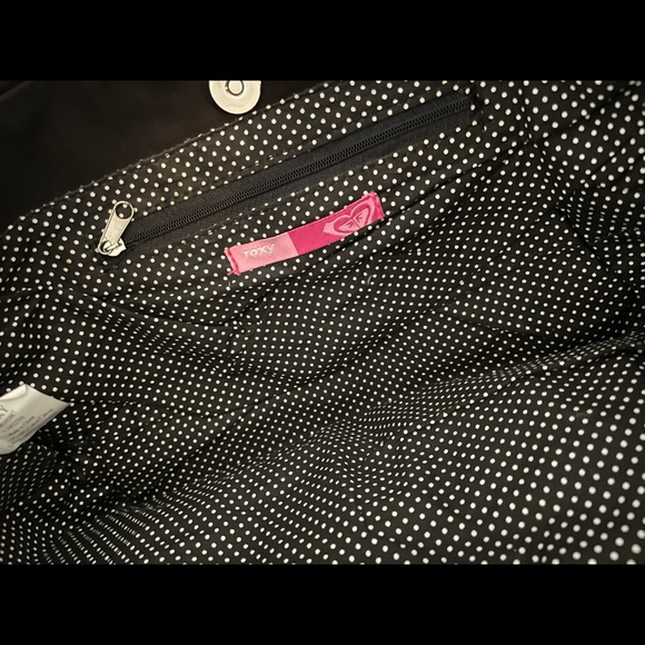 Roxy Shoulder Bag - Picture 2 of 2